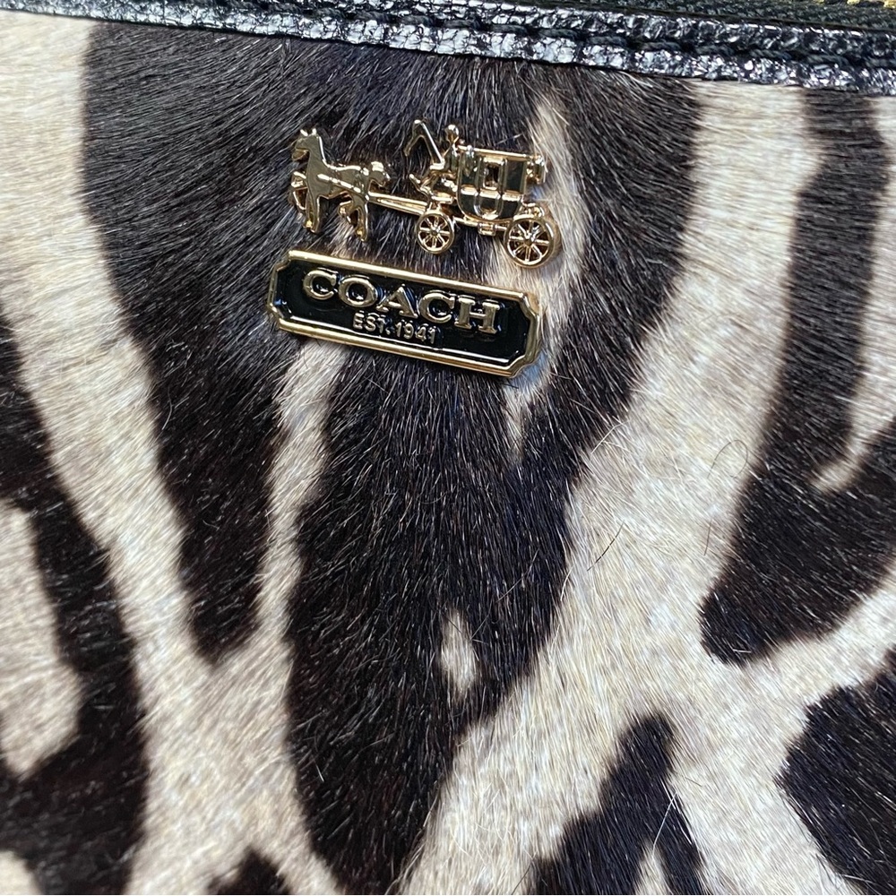 Coach RARE Legacy Calfhair Ocelet Wallet - Picture 3 of 15